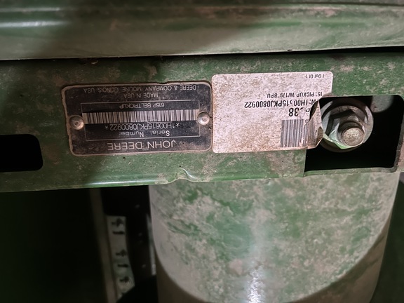 2018 John Deere 615P Header Combine