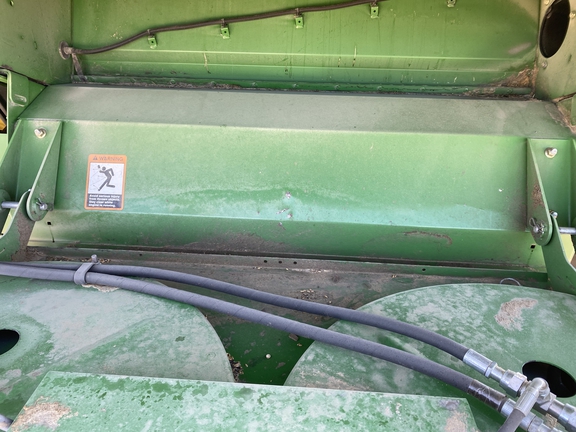 2013 John Deere S670 Combine