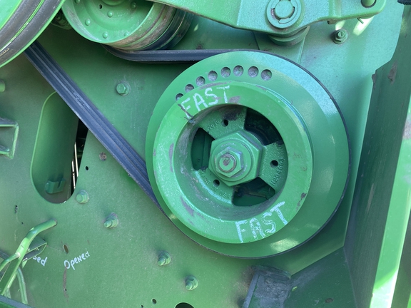 2013 John Deere S670 Combine