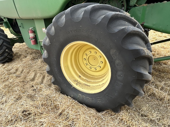 2006 John Deere 9660 WTS Combine