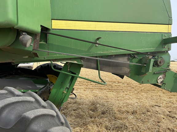 2006 John Deere 9660 WTS Combine