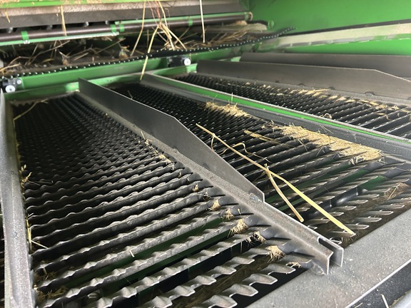 2006 John Deere 9660 WTS Combine