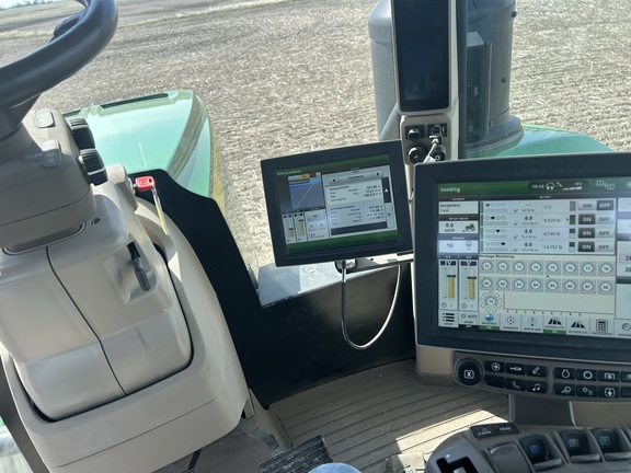 2020 John Deere 9520RX Tractor Rubber Track