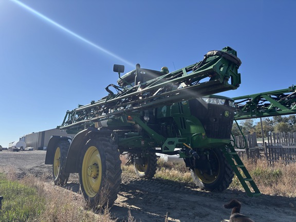 2015 John Deere R4038 Sprayer/High Clearance