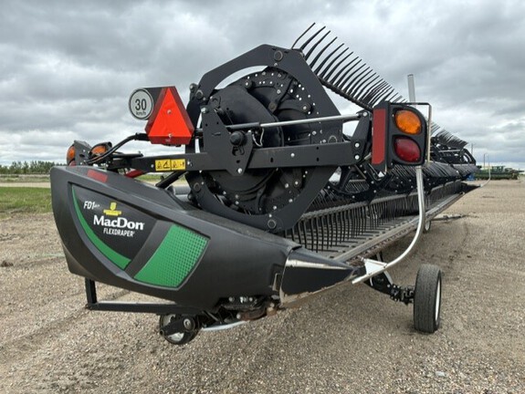 2021 MacDon FD140 Header Combine