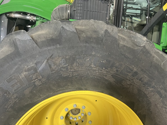 2018 John Deere 9520R Tractor 4WD