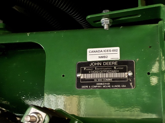 2023 John Deere X9 1000 Combine