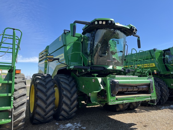 2024 John Deere X9 1000 Combine