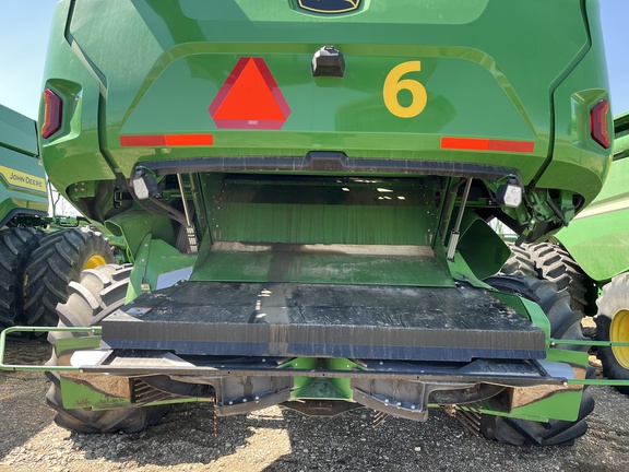 2024 John Deere X9 1000 Combine