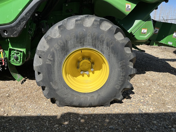 2024 John Deere X9 1000 Combine