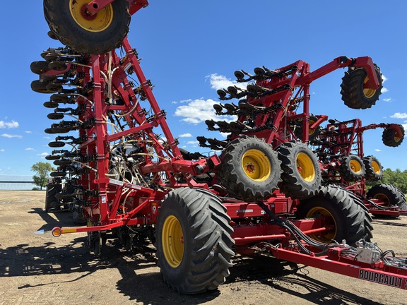 2019 Bourgault 3320 Air Seeder