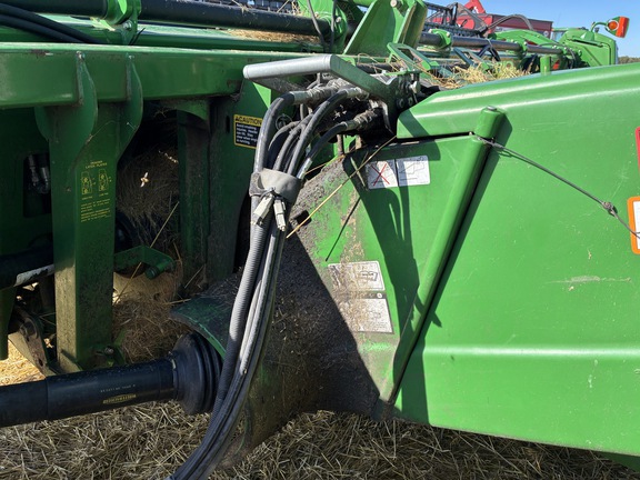 2011 John Deere 635D Header Combine