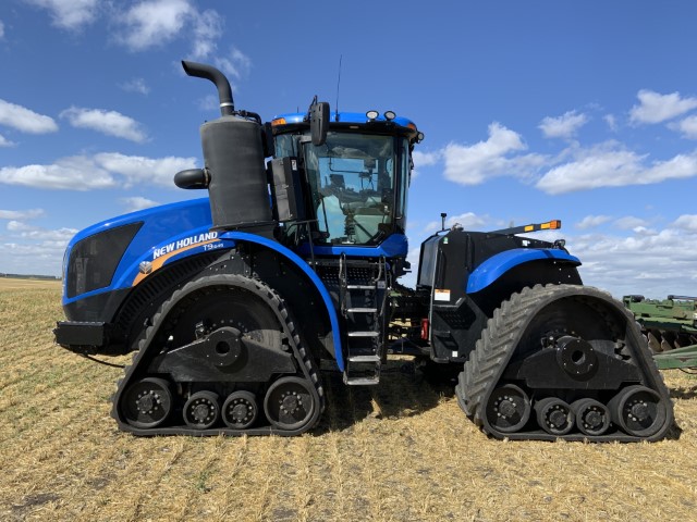 2019 New Holland T9.645 Tractor Rubber Track for sale in Moosomin, SK ...