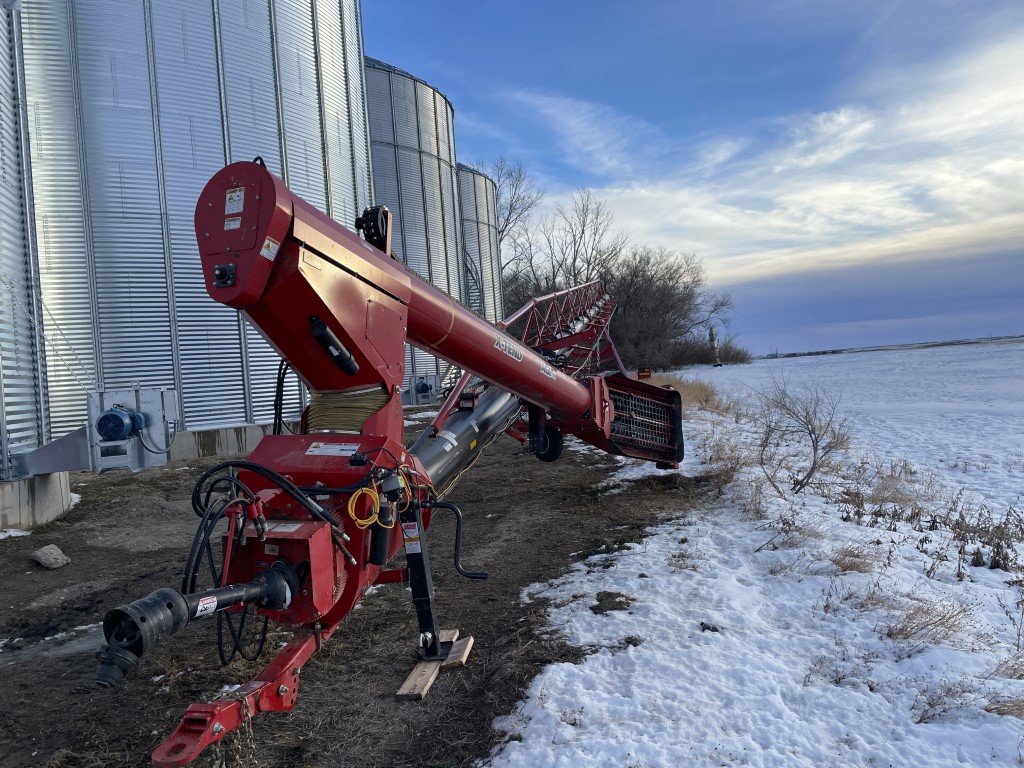 2021 Westfield X16-125 Grain Auger