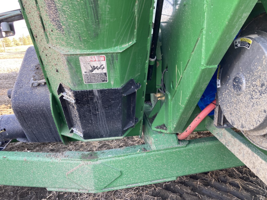 2019 Unverferth 2020 Grain Cart