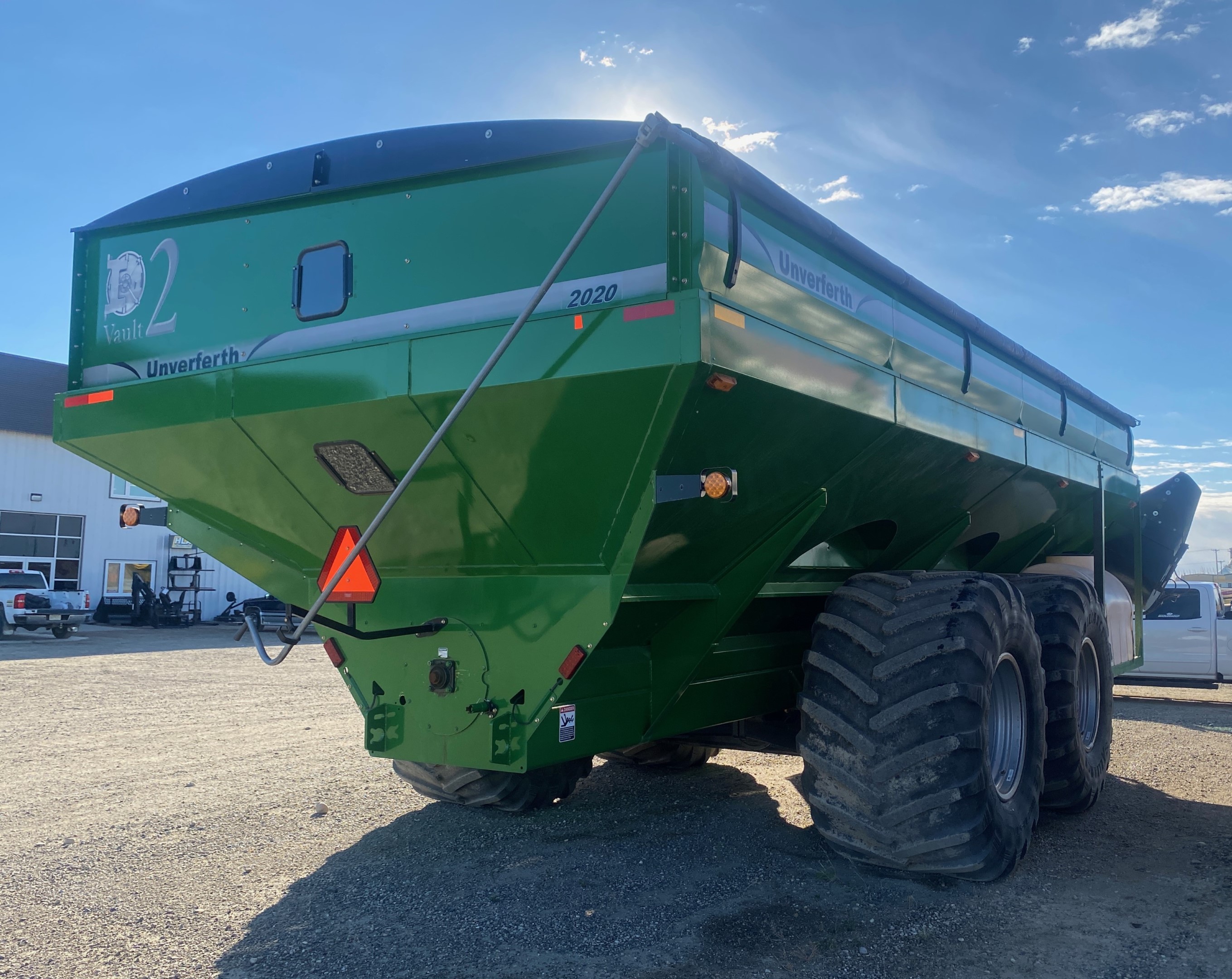 2019 Unverferth 2020 Grain Cart