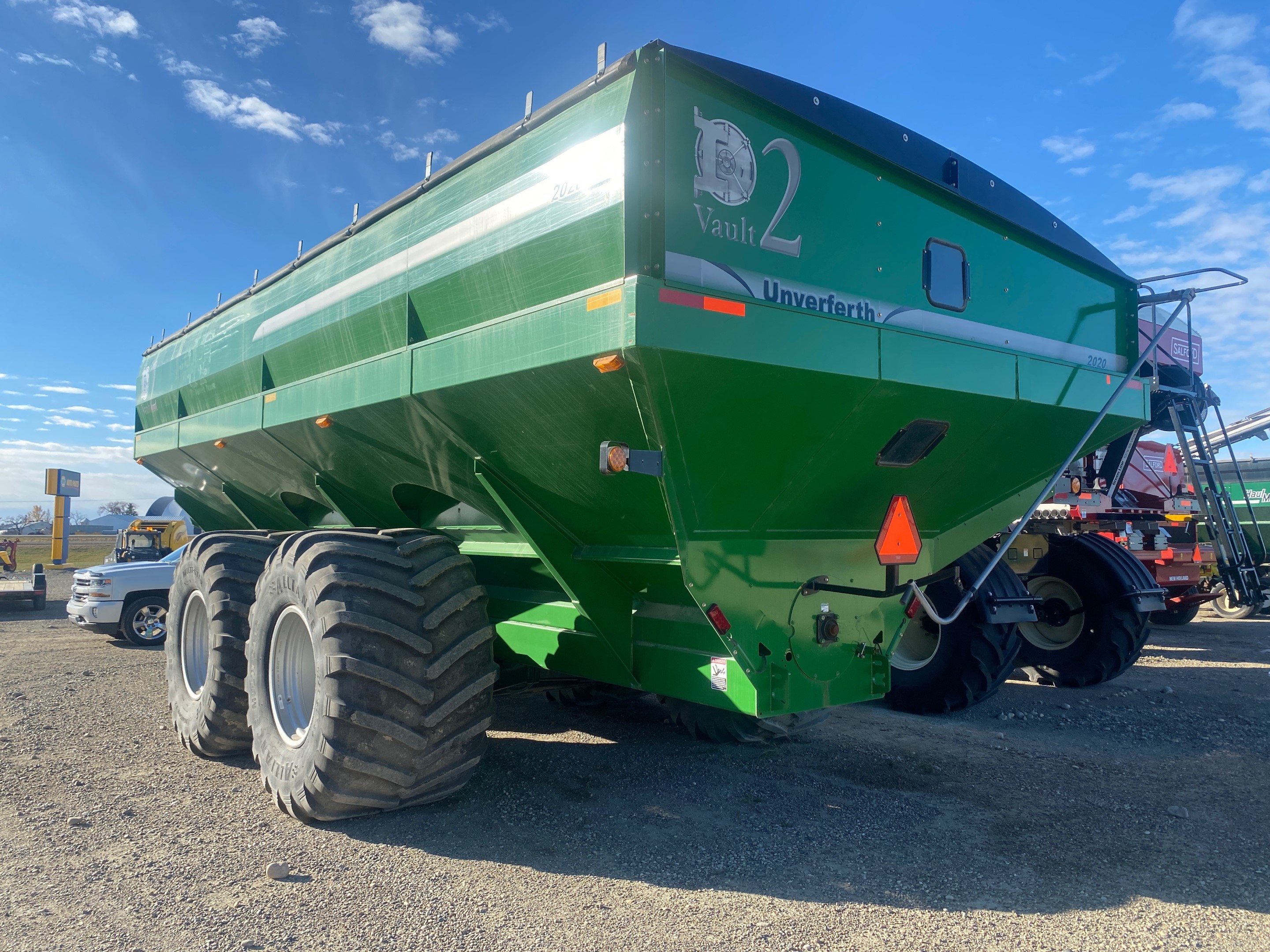 2019 Unverferth 2020 Grain Cart