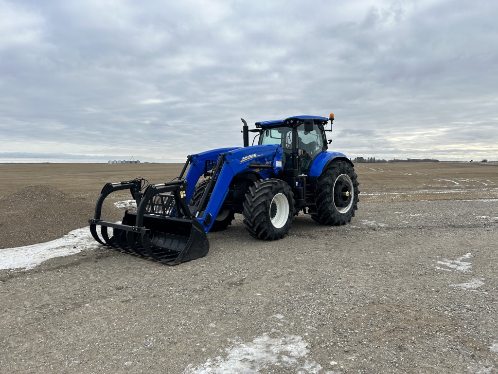 2021 New Holland T7.245 Tractor