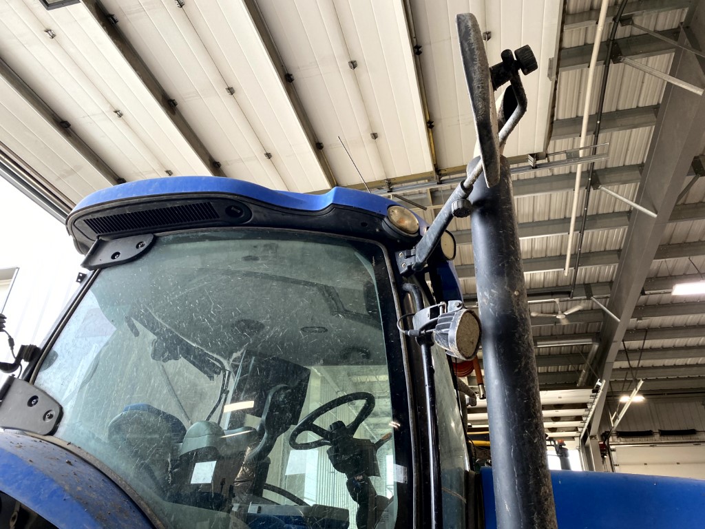 2015 New Holland T7.270 Tractor