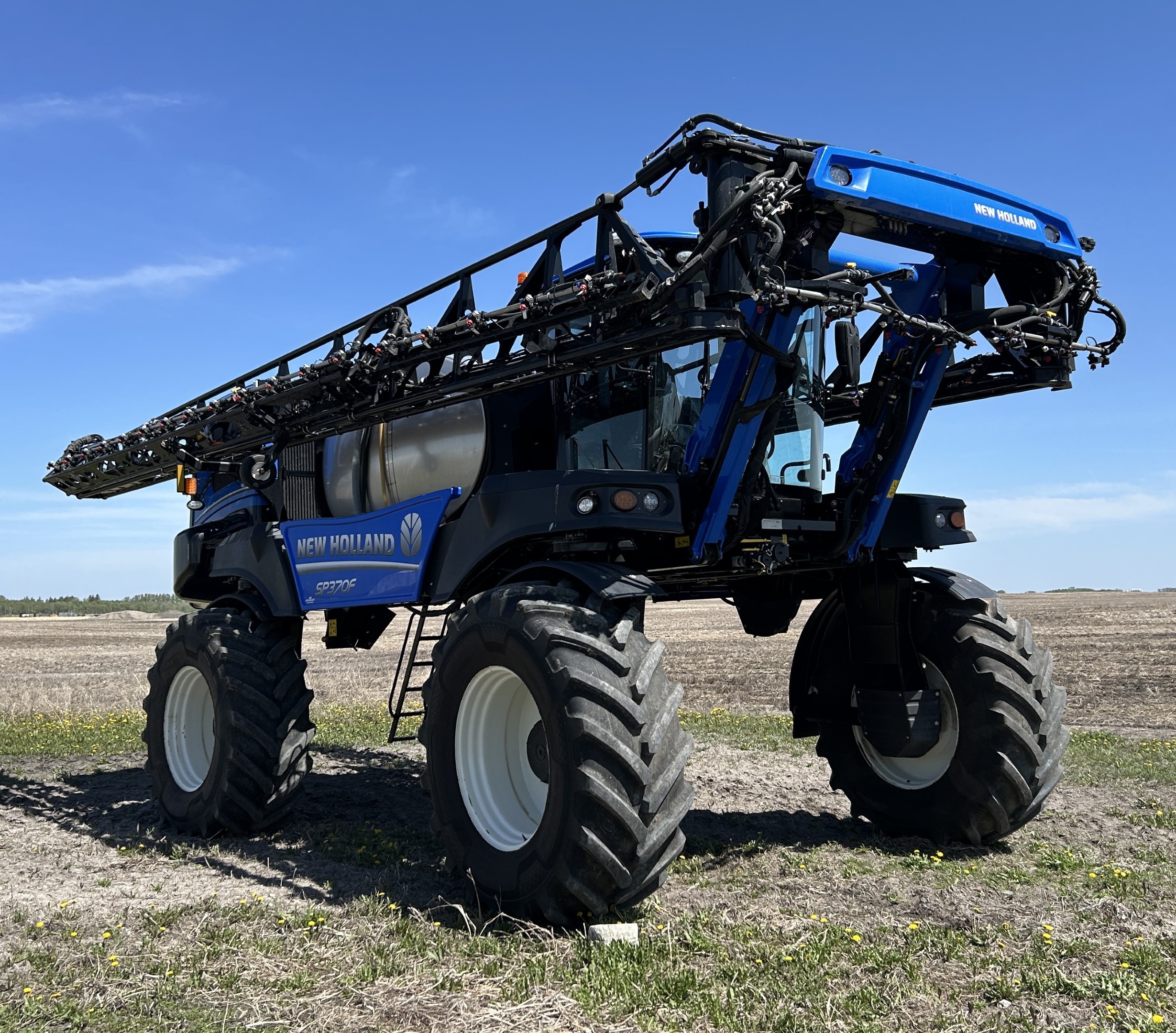 2023 New Holland SP.370F Sprayer/High Clearance