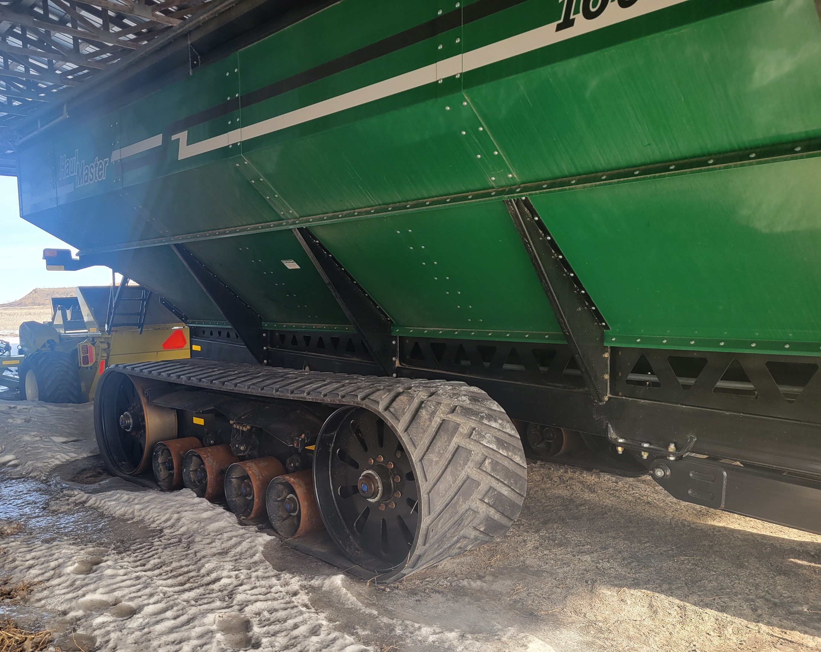 2017 Elmers HM1600 Grain Cart