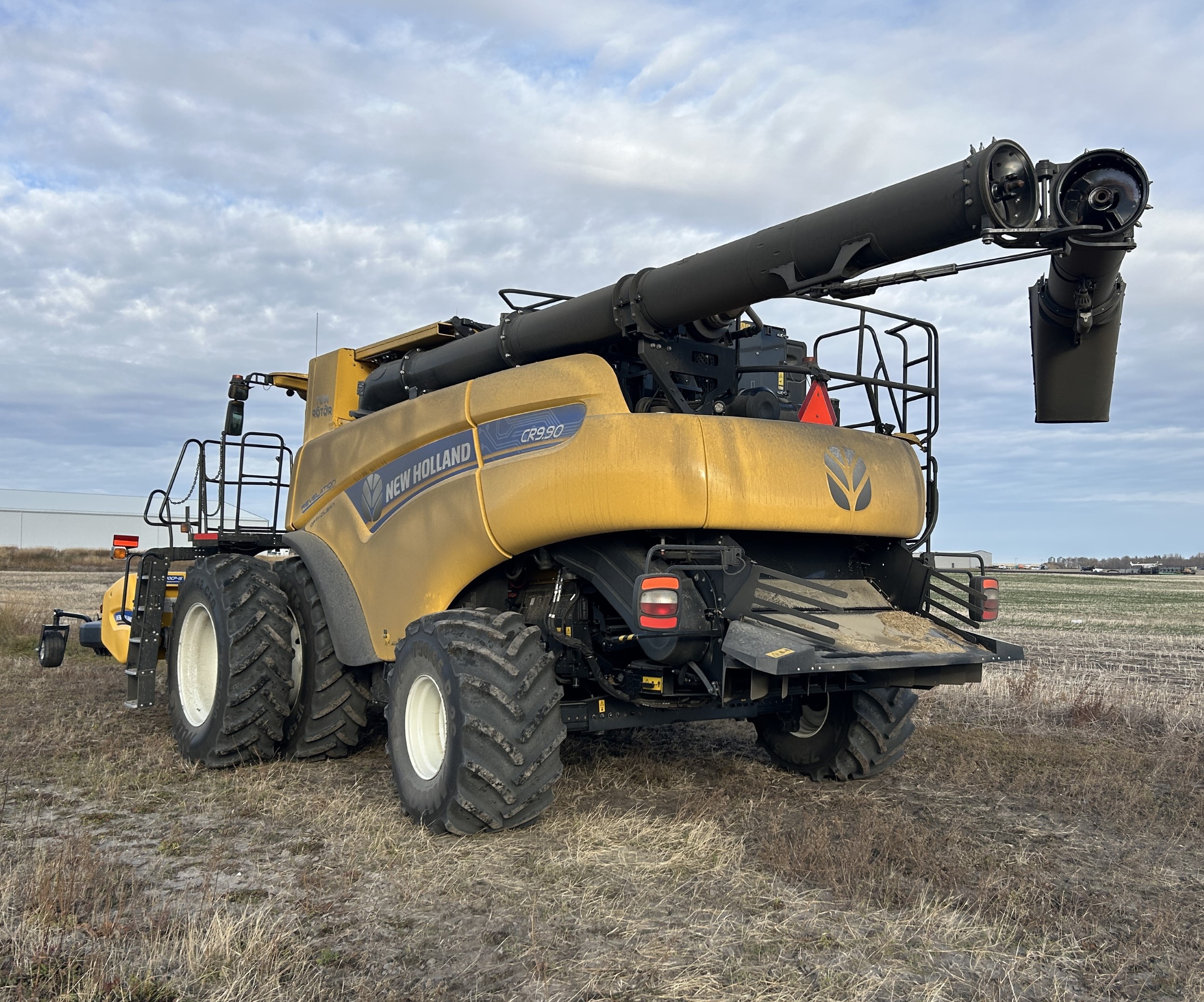 2023 New Holland CR9.90Z Combine
