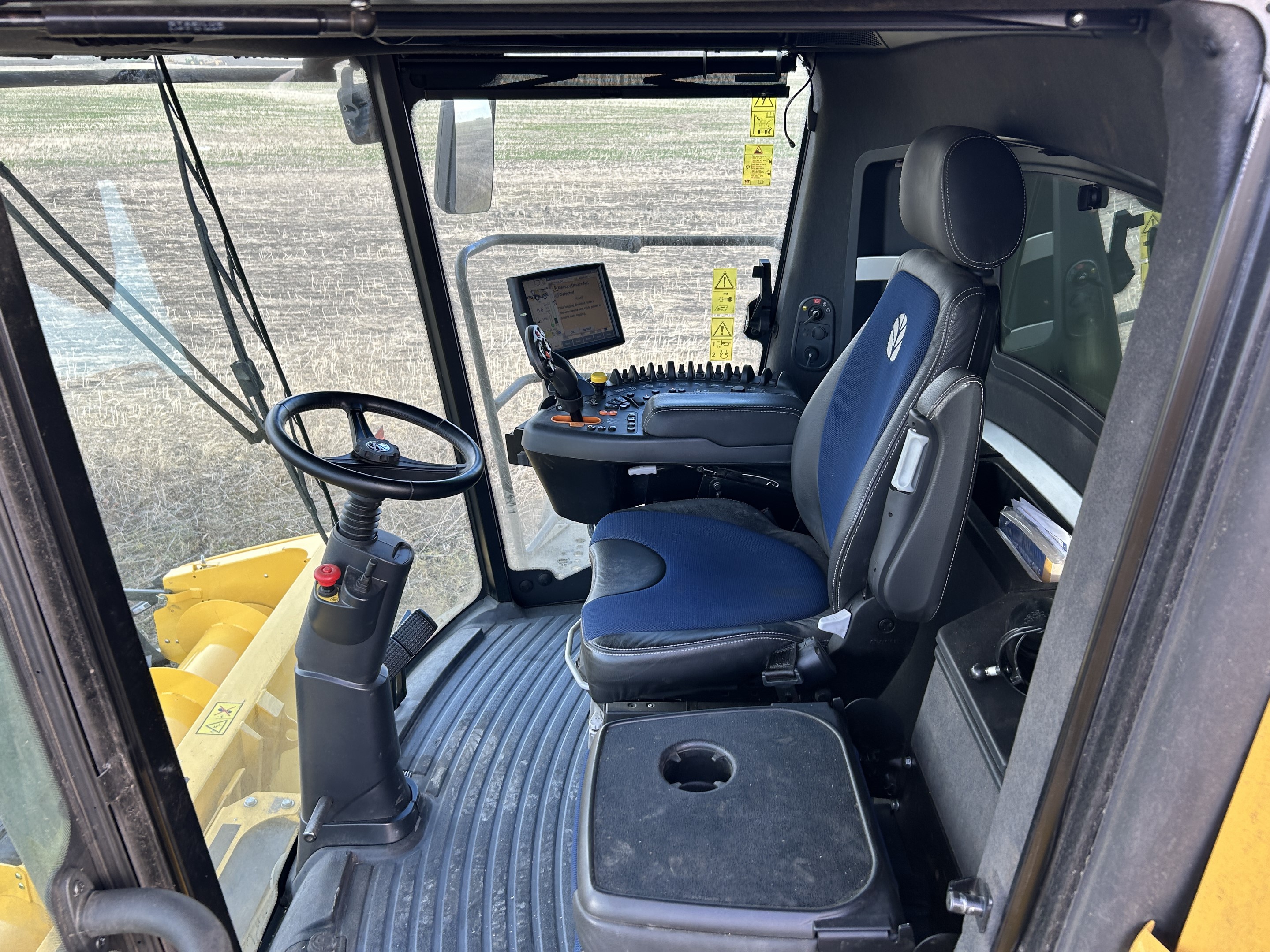 2023 New Holland CR9.90Z Combine