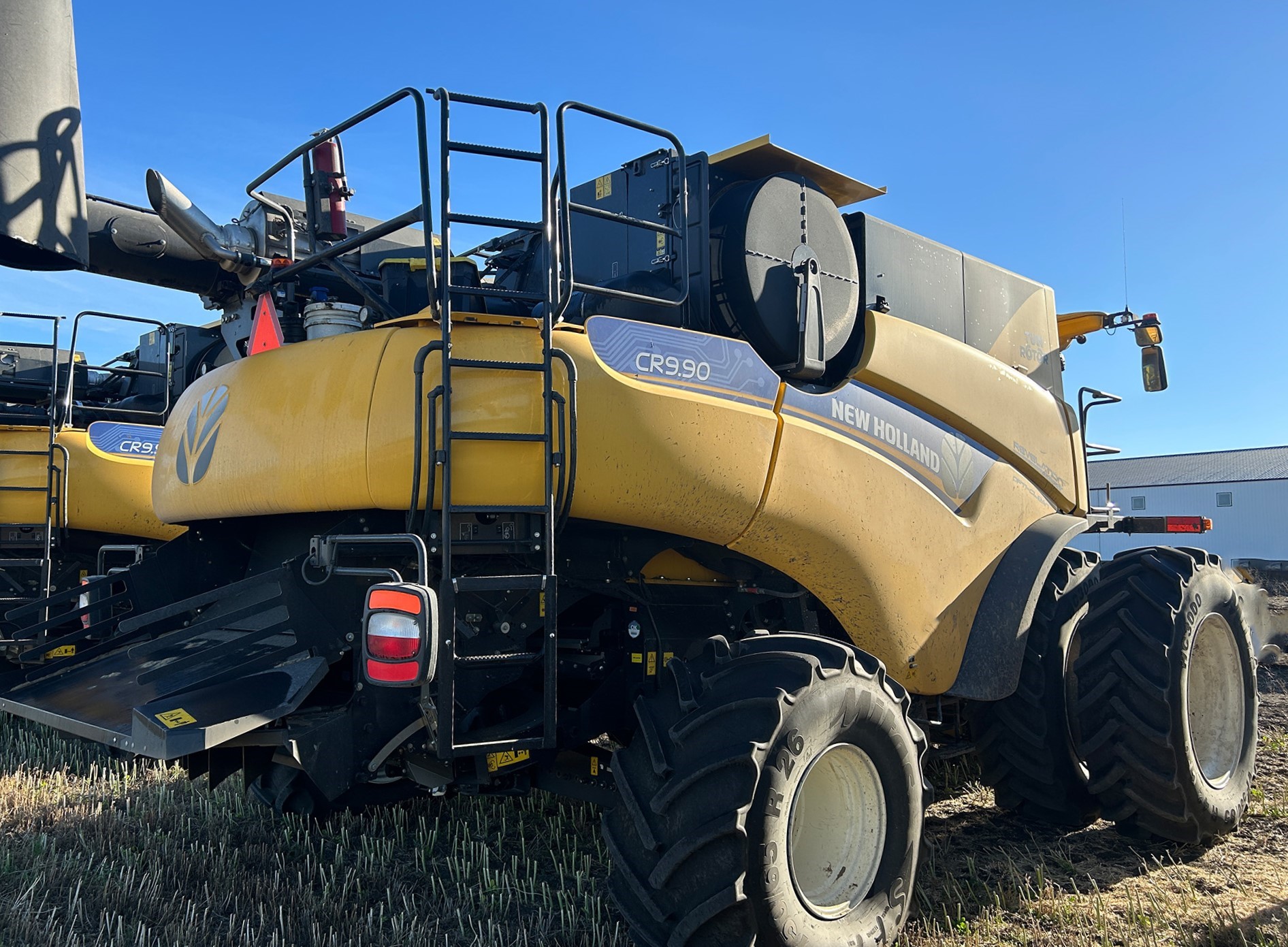 2023 New Holland CR9.90Z Combine