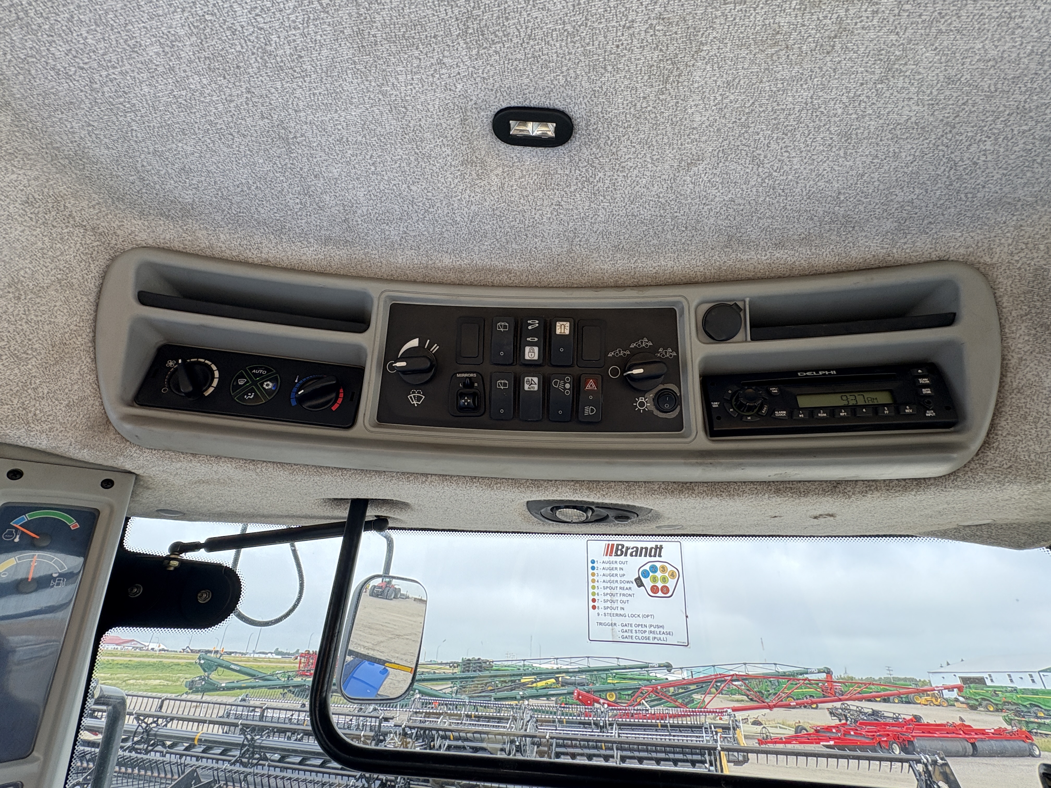 2013 New Holland T9.615 Tractor Rubber Track