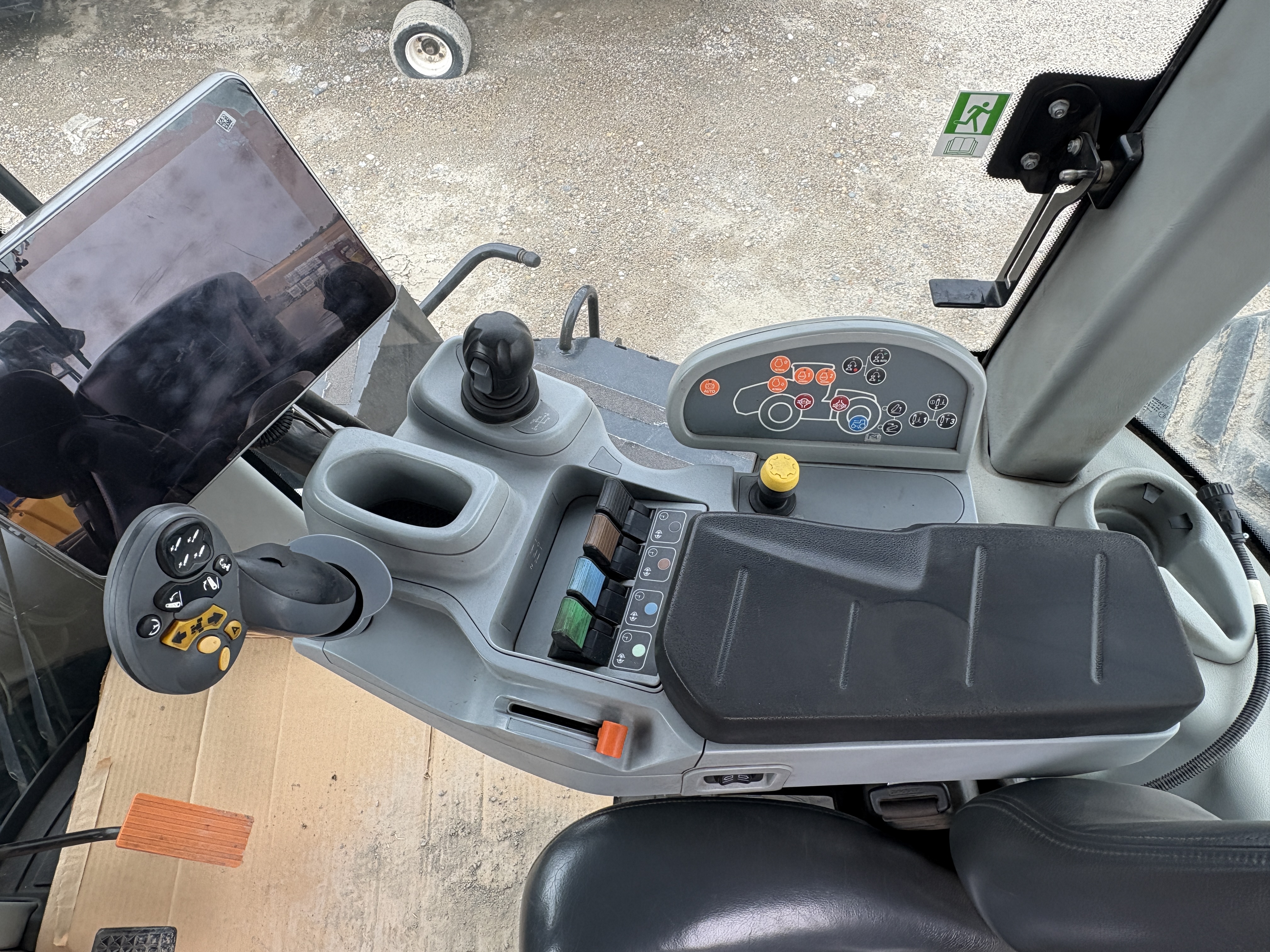 2013 New Holland T9.615 Tractor Rubber Track