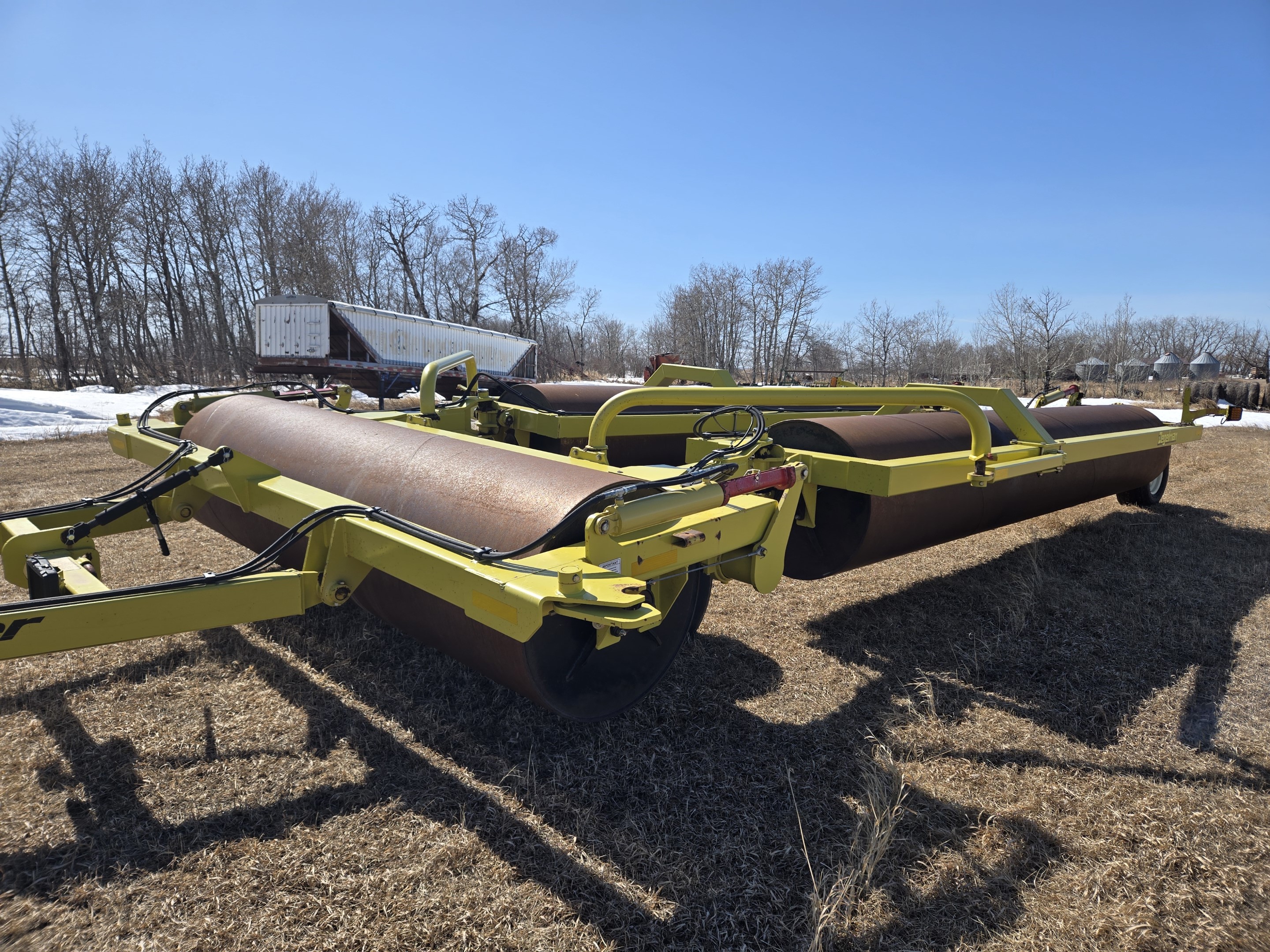 2017 Degelman LR7651 Land Roller