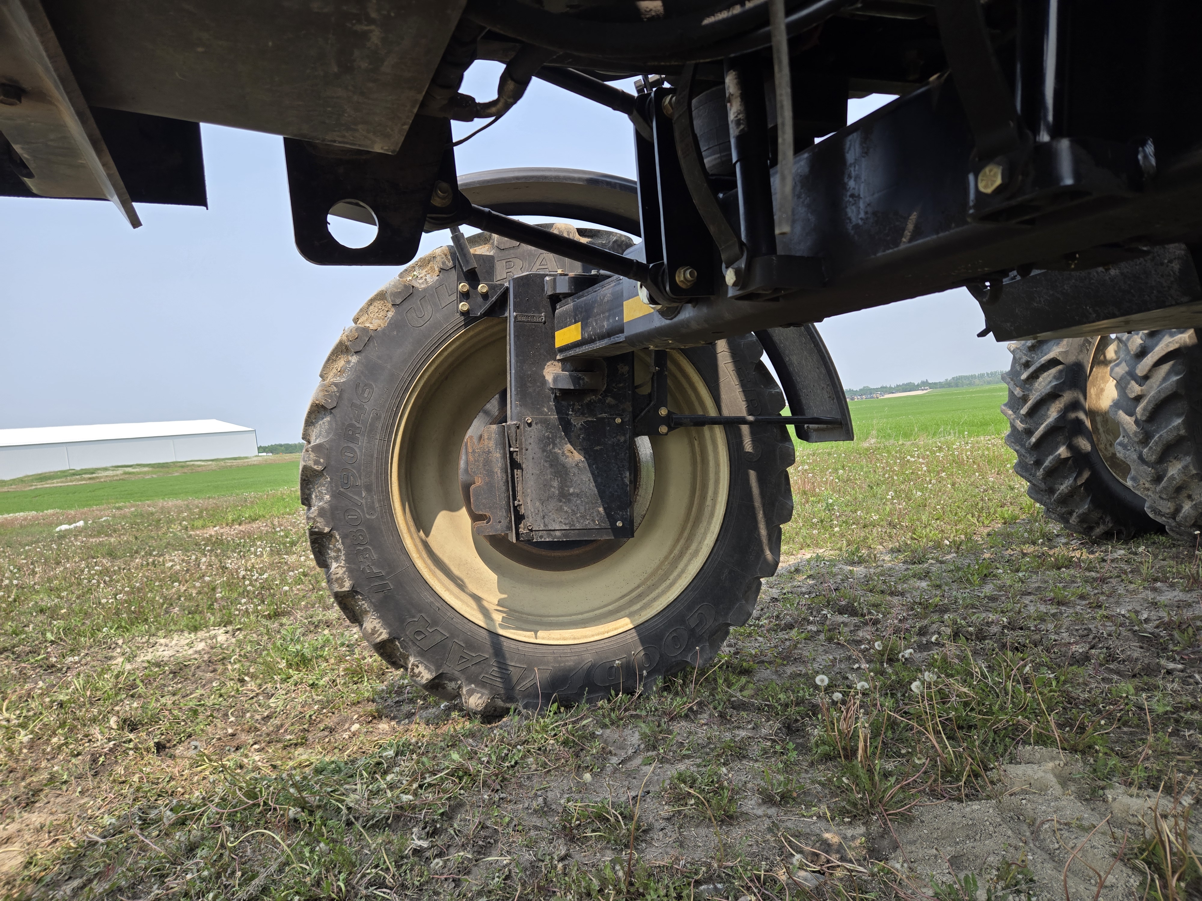 2014 Versatile SX240 Sprayer/High Clearance