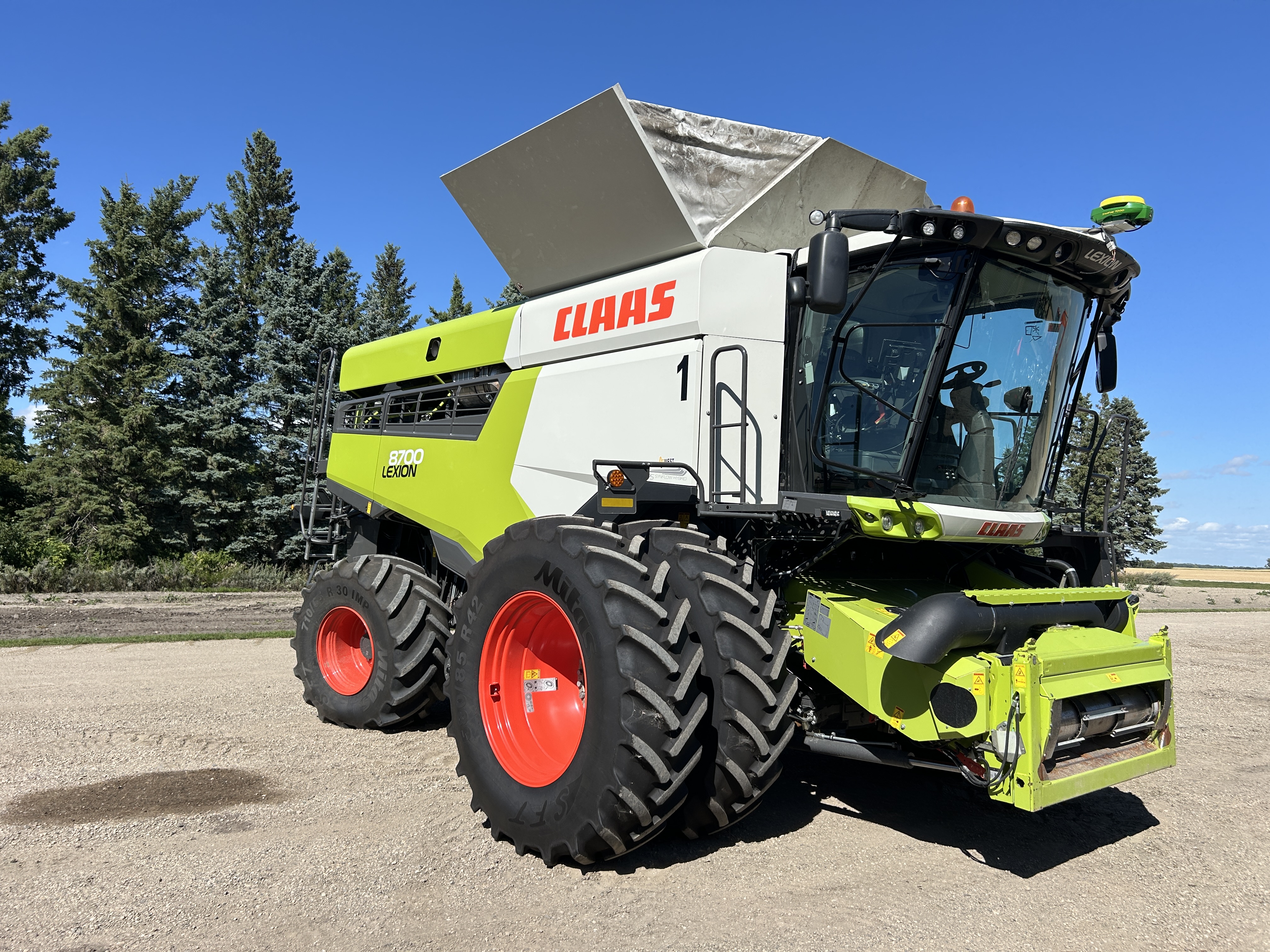 2022 CLAAS 8700 Combine