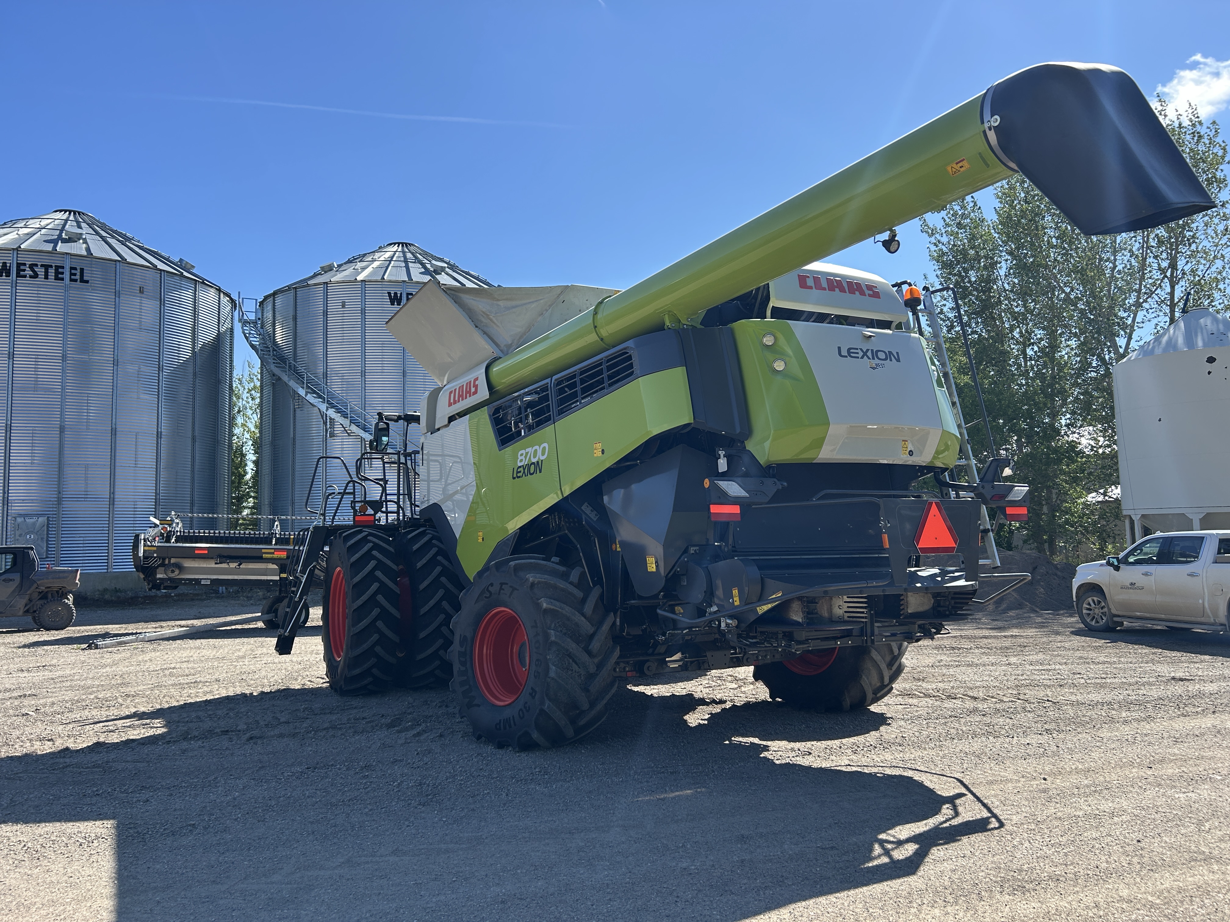 2022 CLAAS 8700 Combine