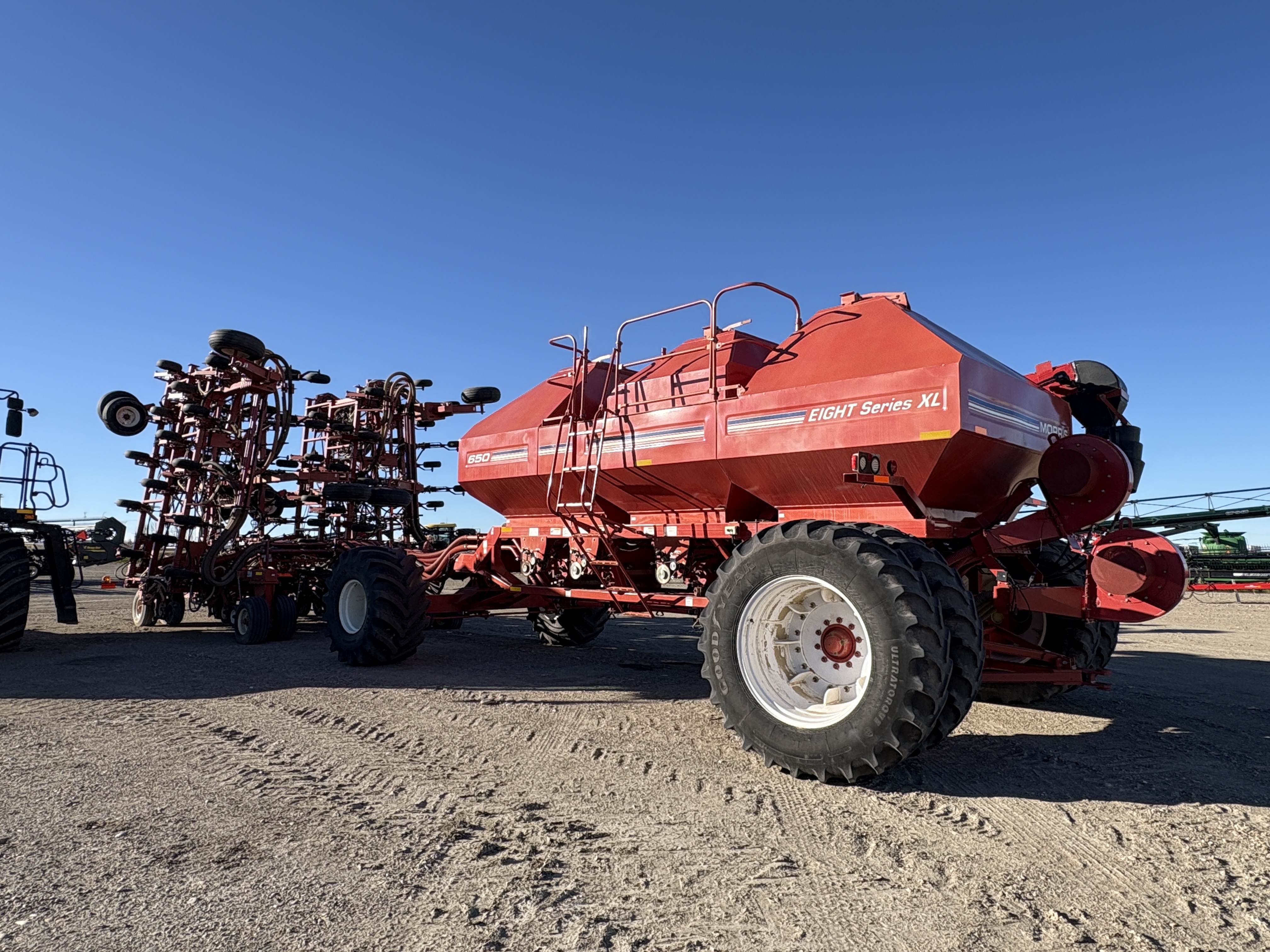 2012 Morris CONTOUR 71 Air Drill