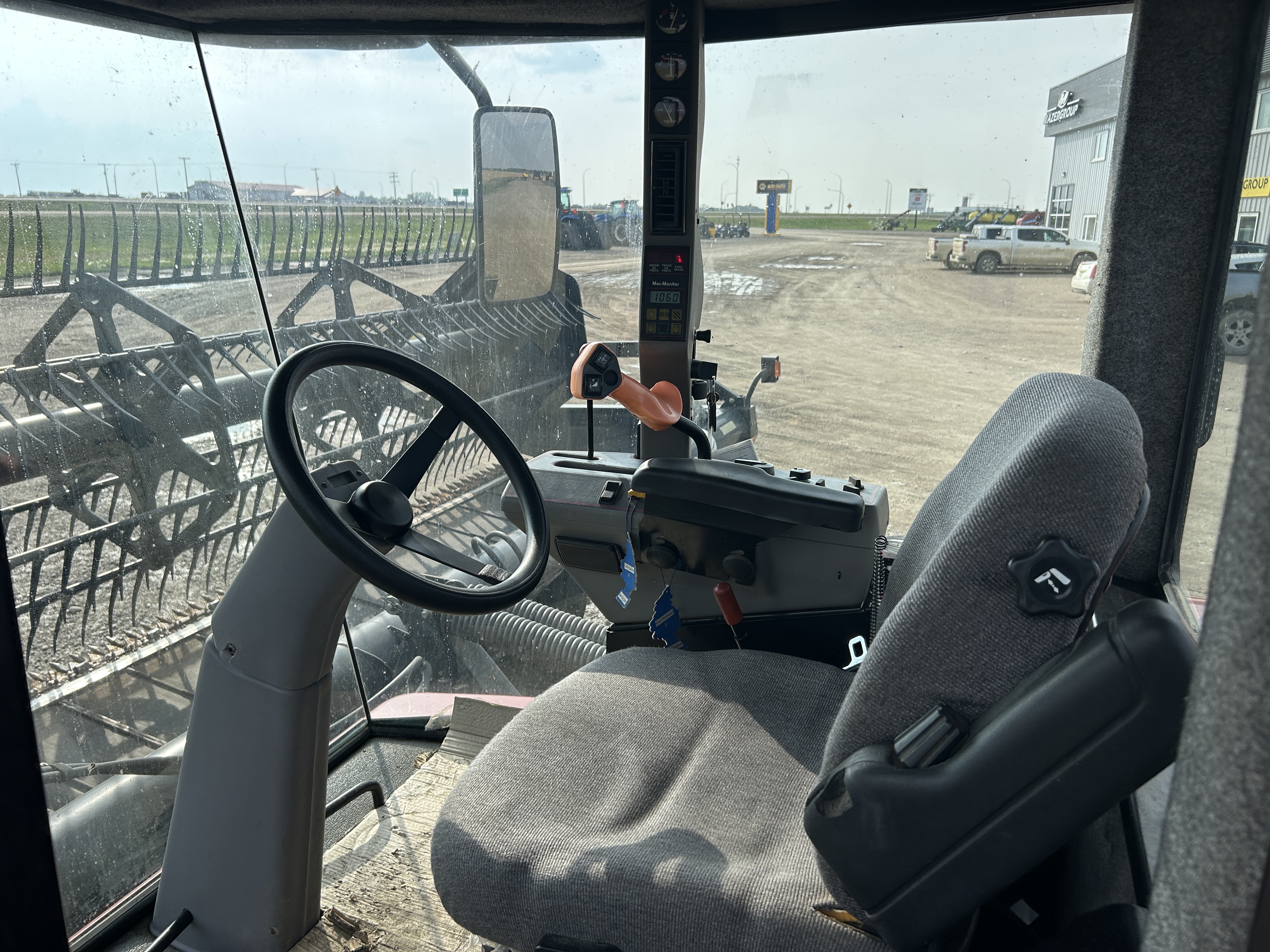 2003 Prairie Star 4940 Windrower