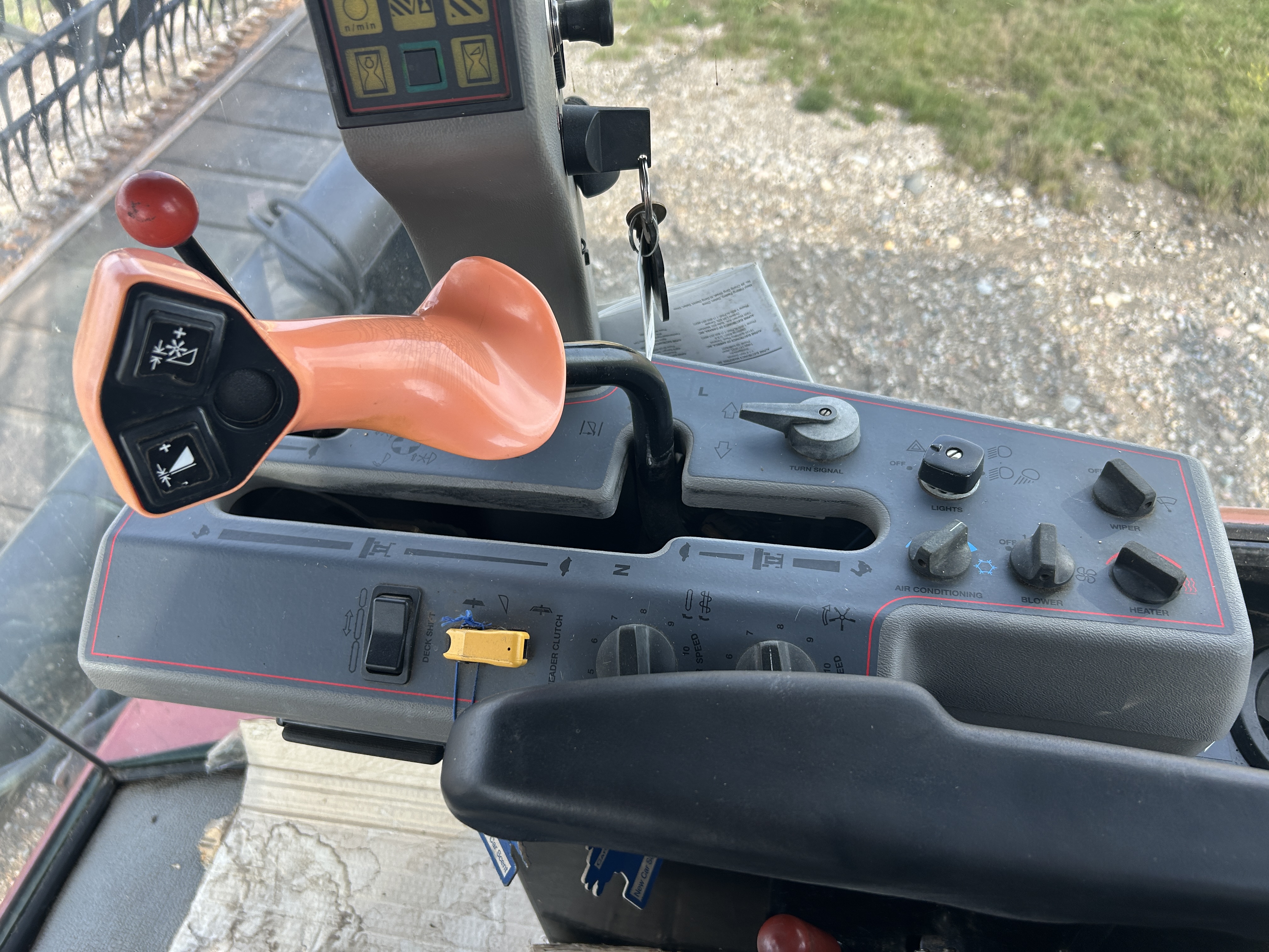 2003 Prairie Star 4940 Windrower