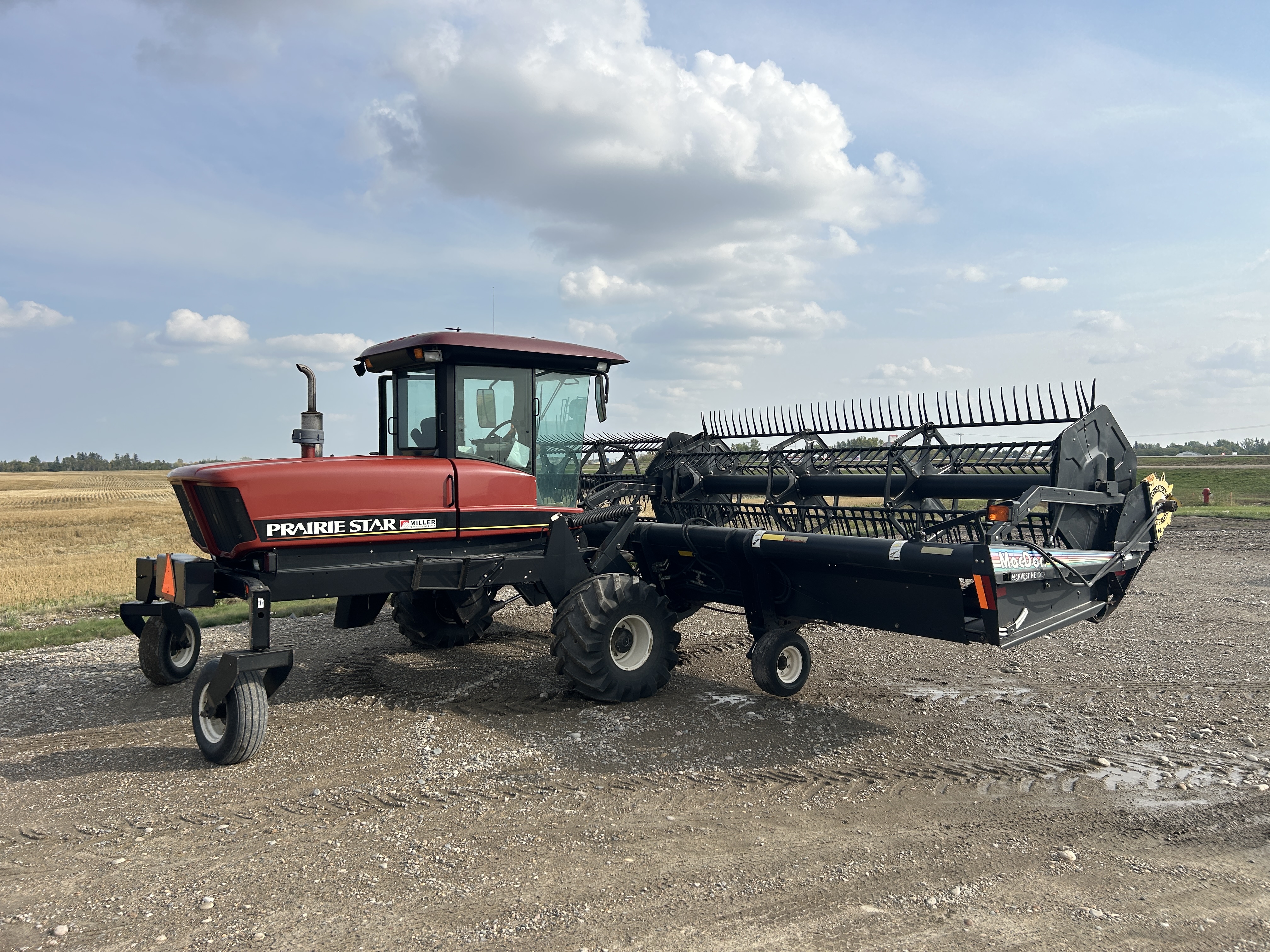 2003 Prairie Star 4940 Windrower
