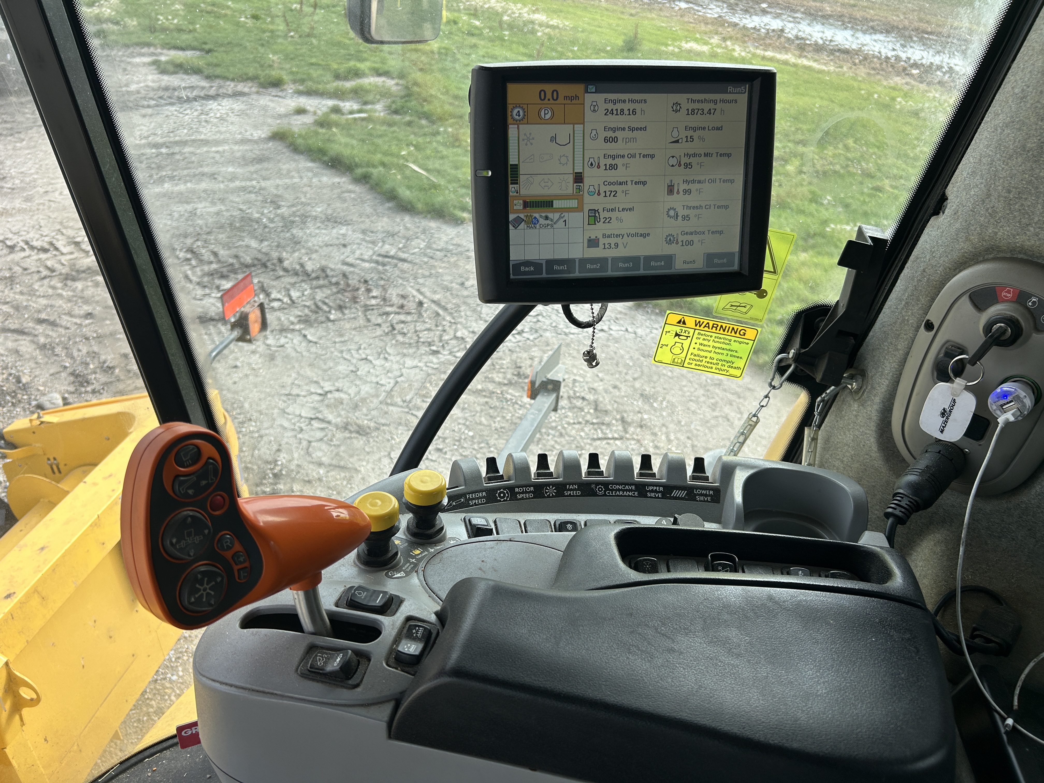 2012 New Holland CX8090 Combine