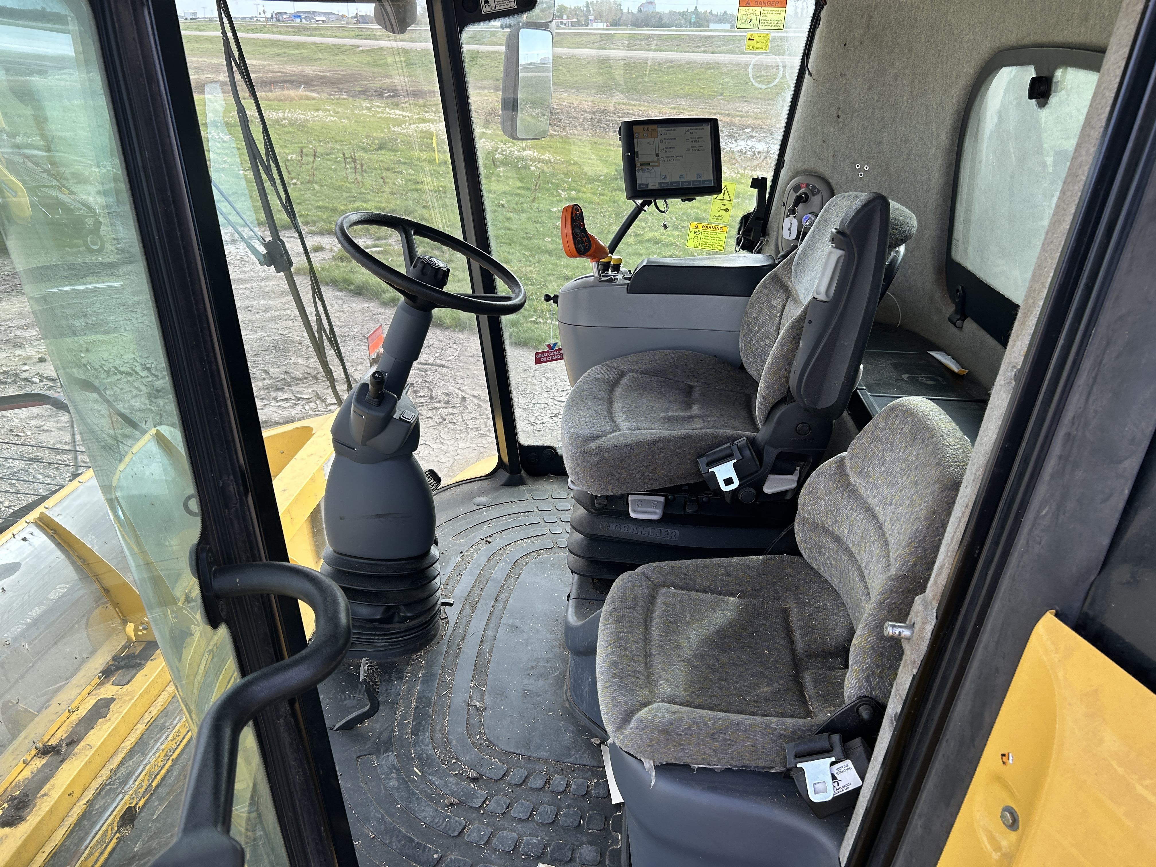 2012 New Holland CX8090 Combine
