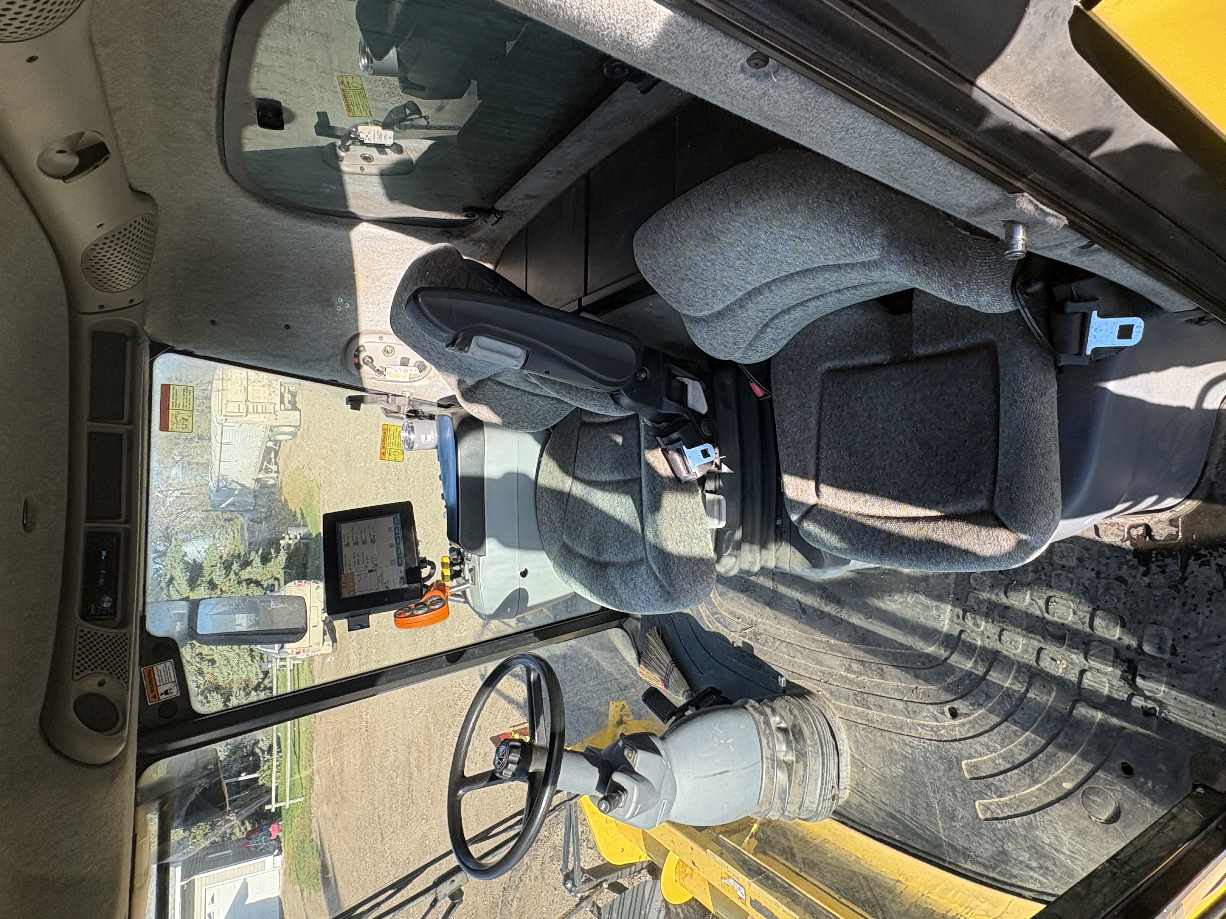 2009 New Holland CX8080 Combine