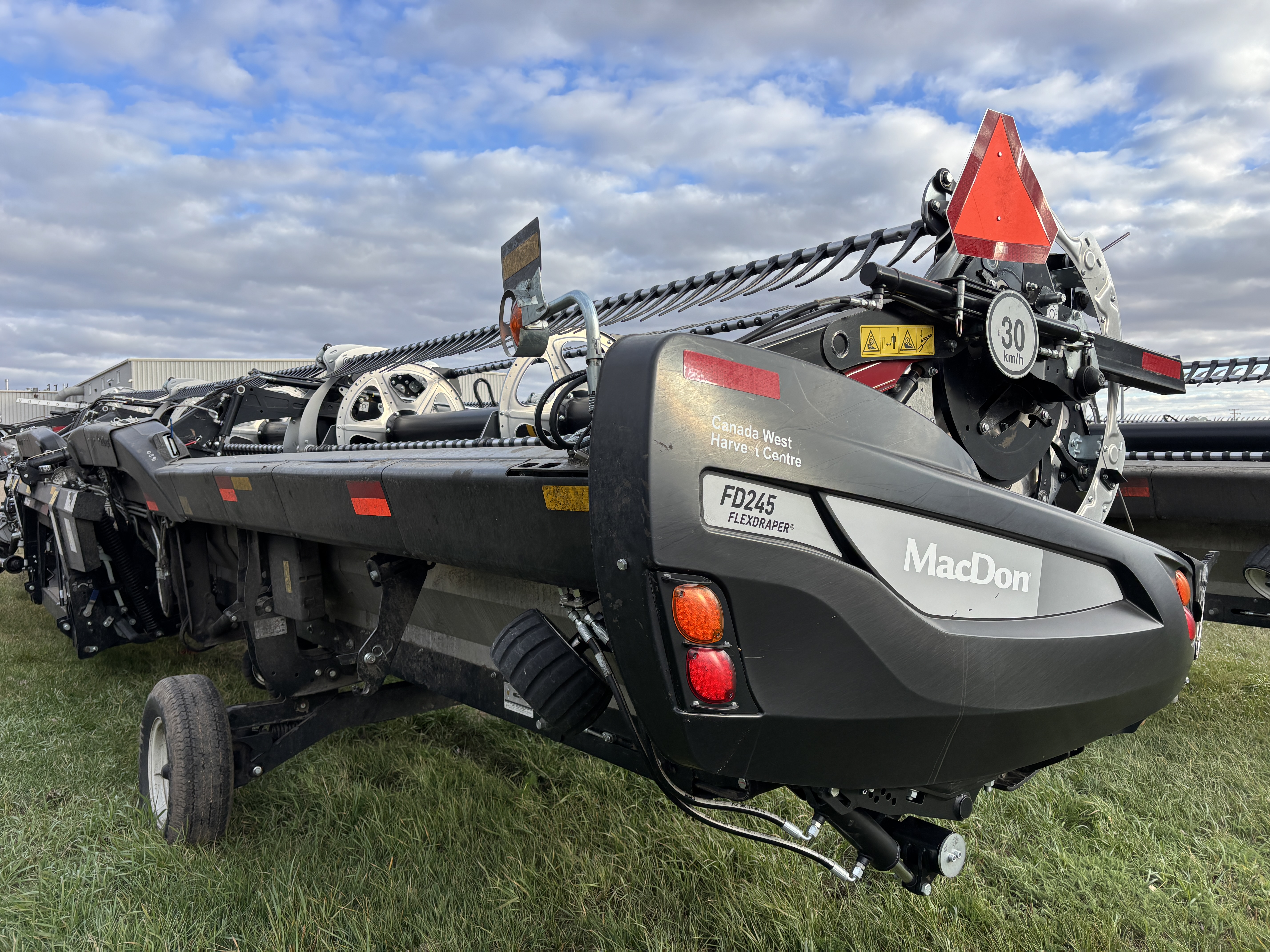 2022 CLAAS CONVIO F1380 Header Draper Flex