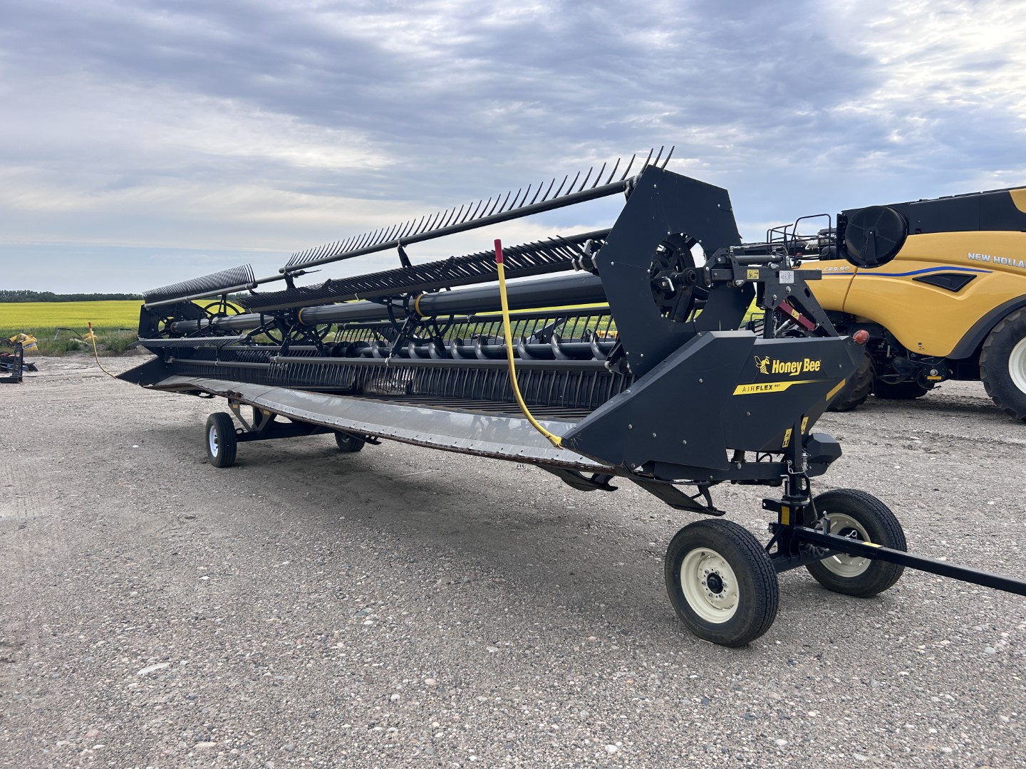 2024 Honey Bee AFN240 Header Draper Flex