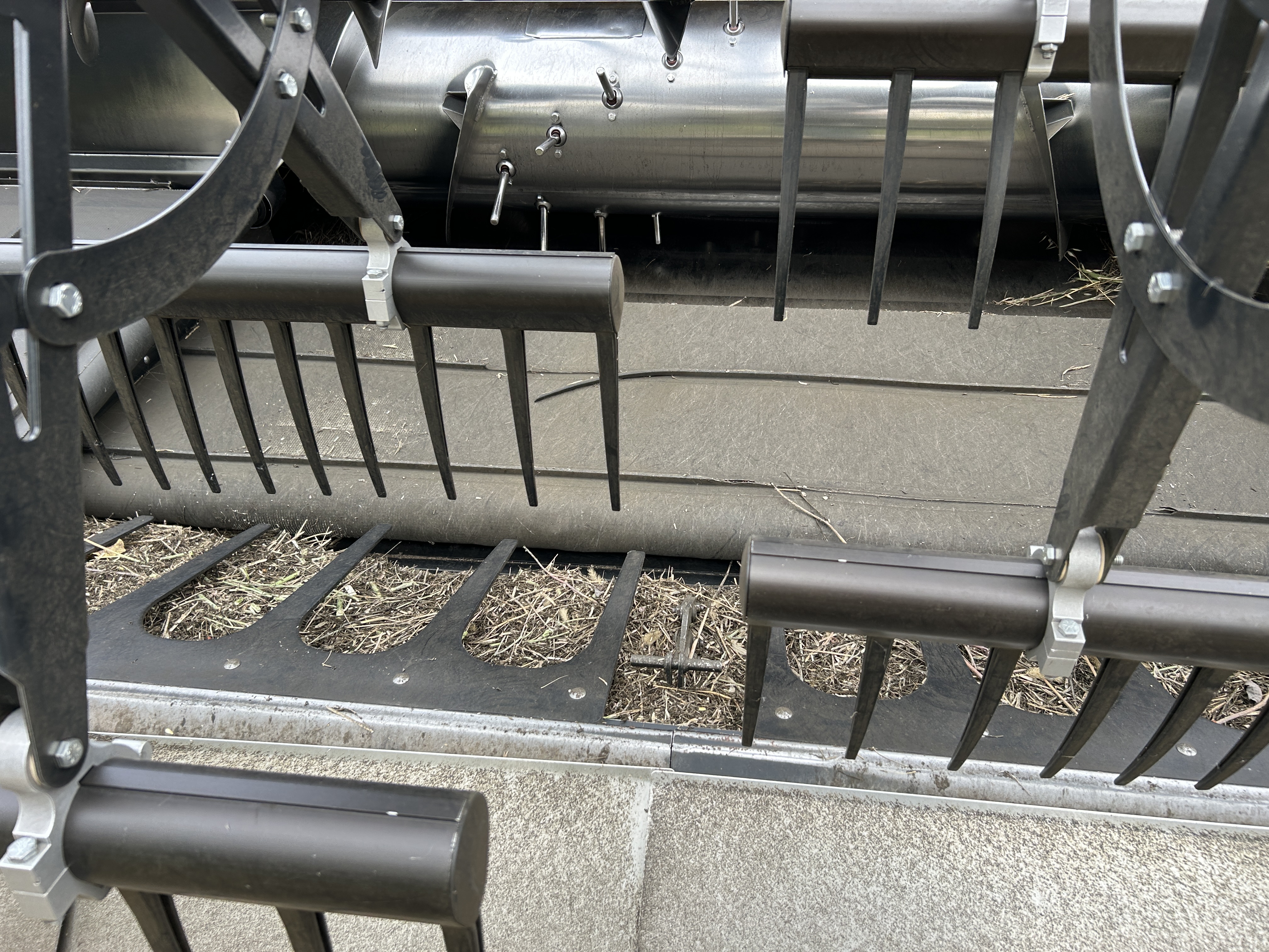 2024 Honey Bee AFN240 Header Draper Flex