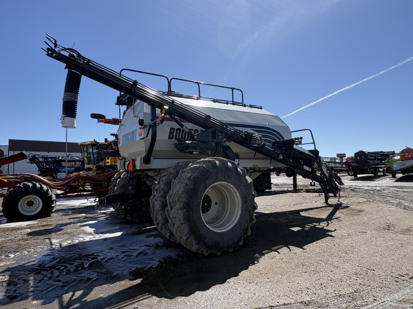 2014 Bourgault 6450 Air Tank/Cart