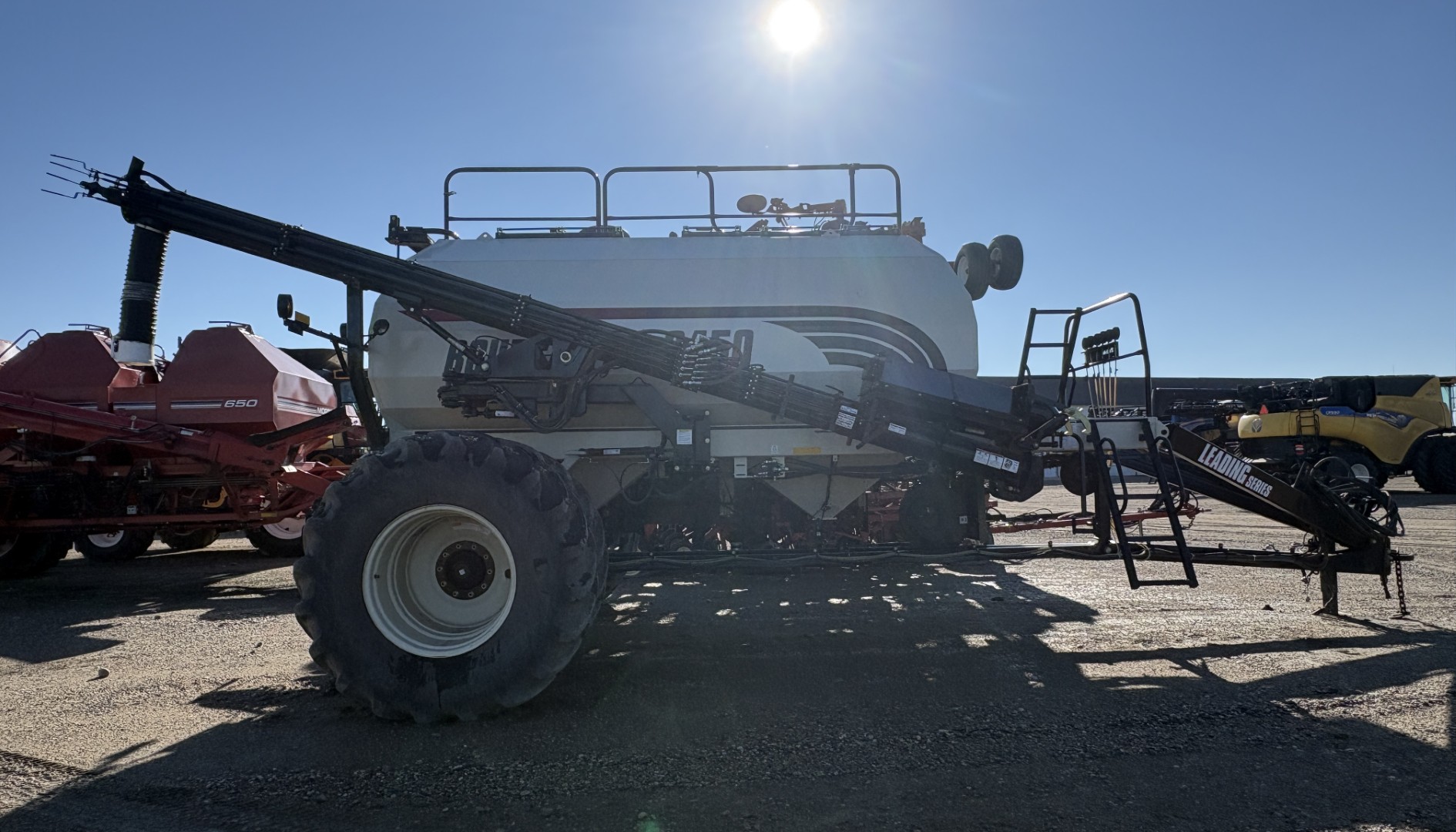 2014 Bourgault 6450 Air Tank/Cart