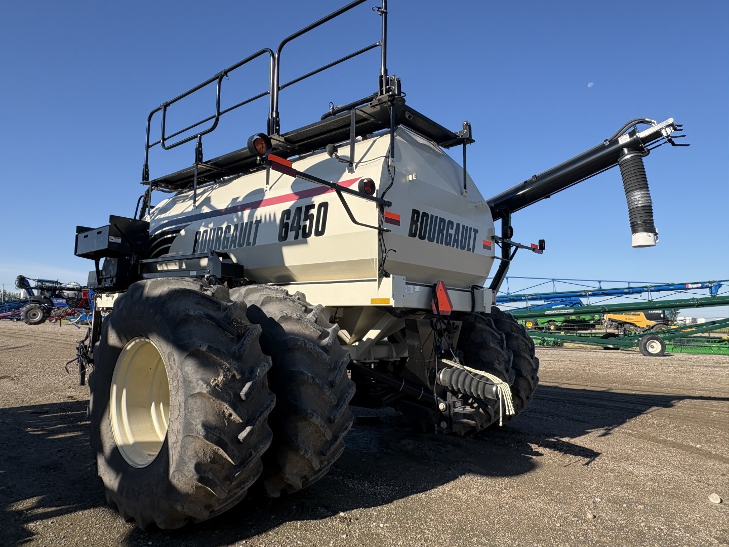 2014 Bourgault 6450 Air Tank/Cart