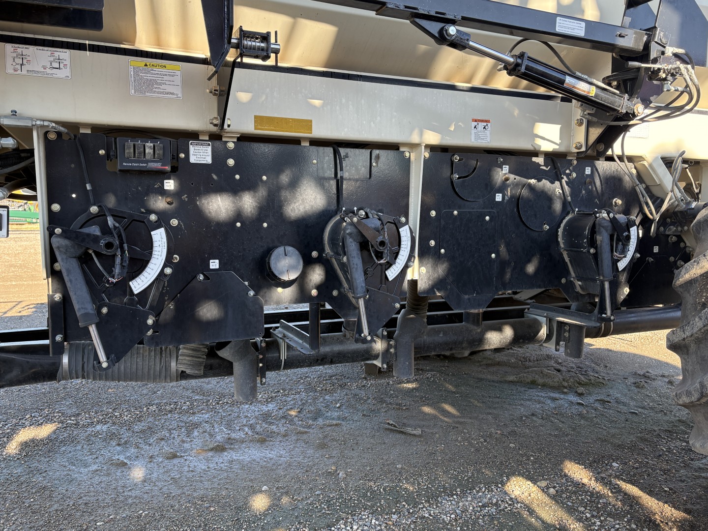 2014 Bourgault 6450 Air Tank/Cart