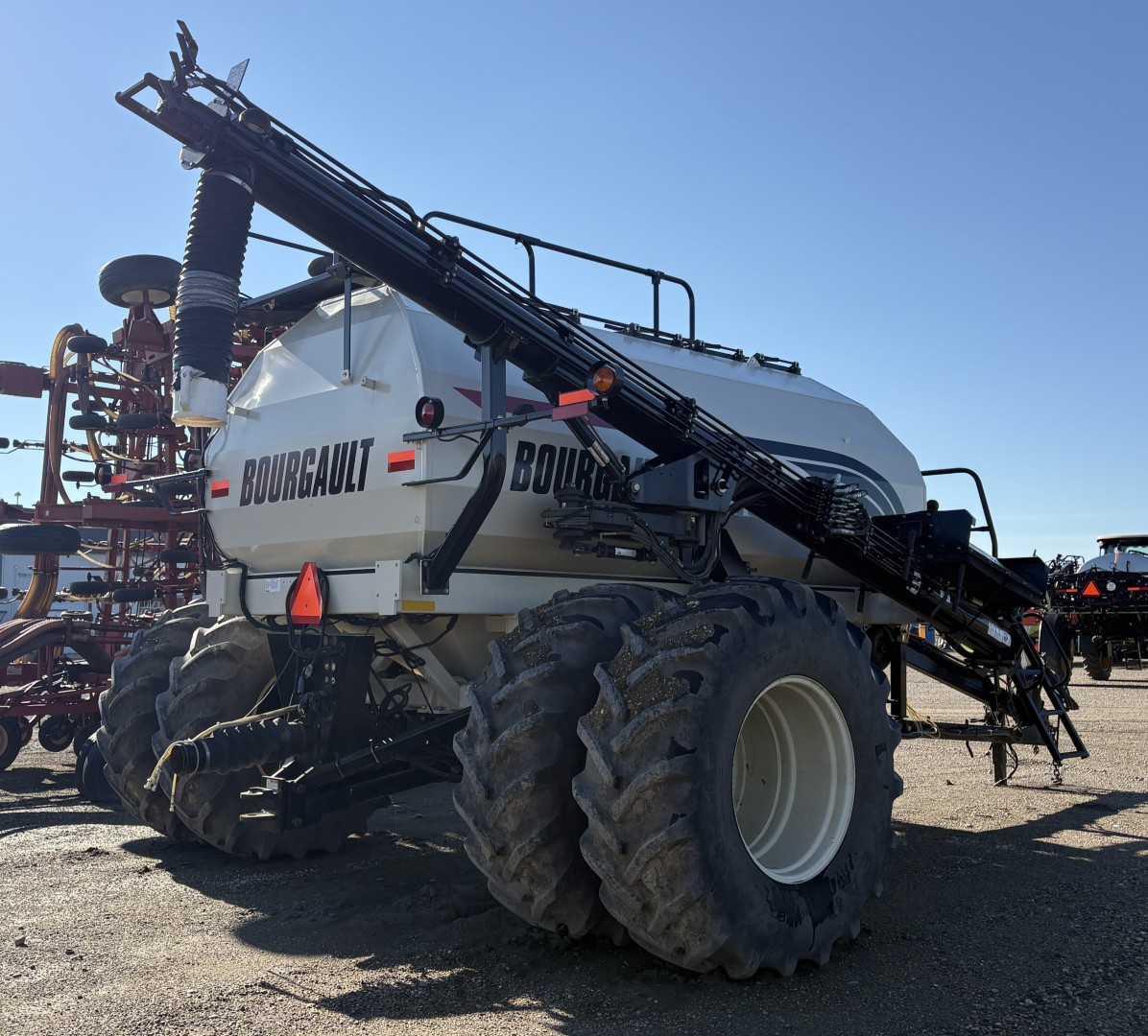 2014 Bourgault 6450 Air Tank/Cart