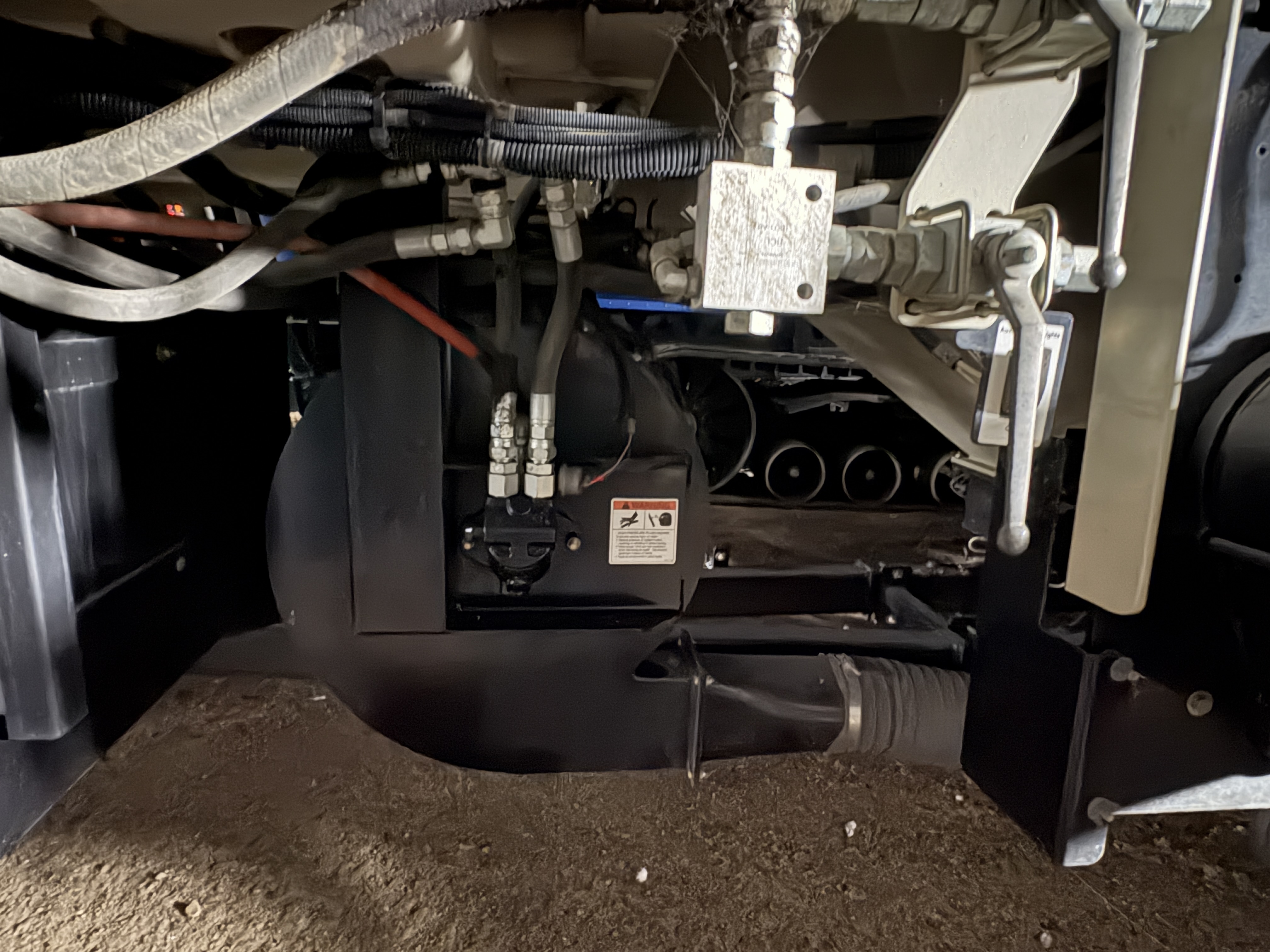 2014 Bourgault 6450 Air Tank/Cart